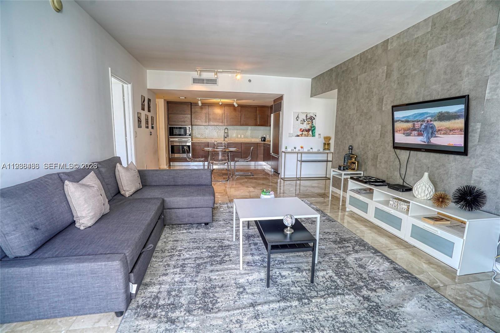 485 Brickell Ave #1701, Miami FL 33131