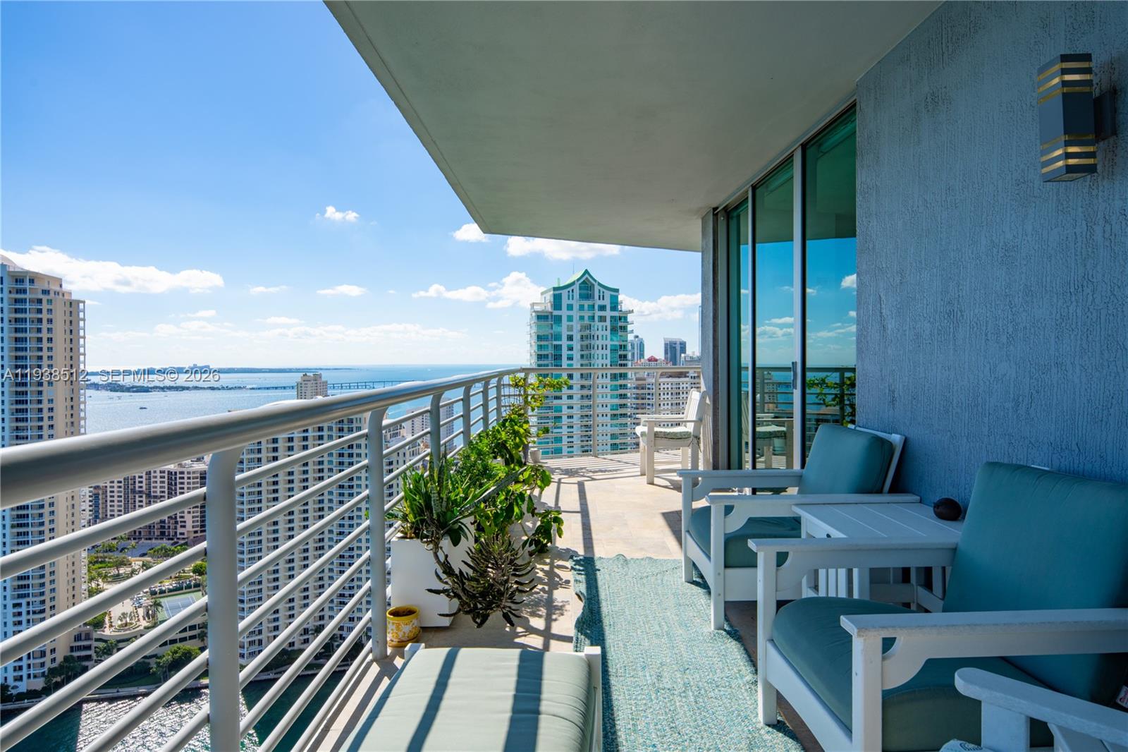 335 S Biscayne Blvd #3909, Miami FL 33131