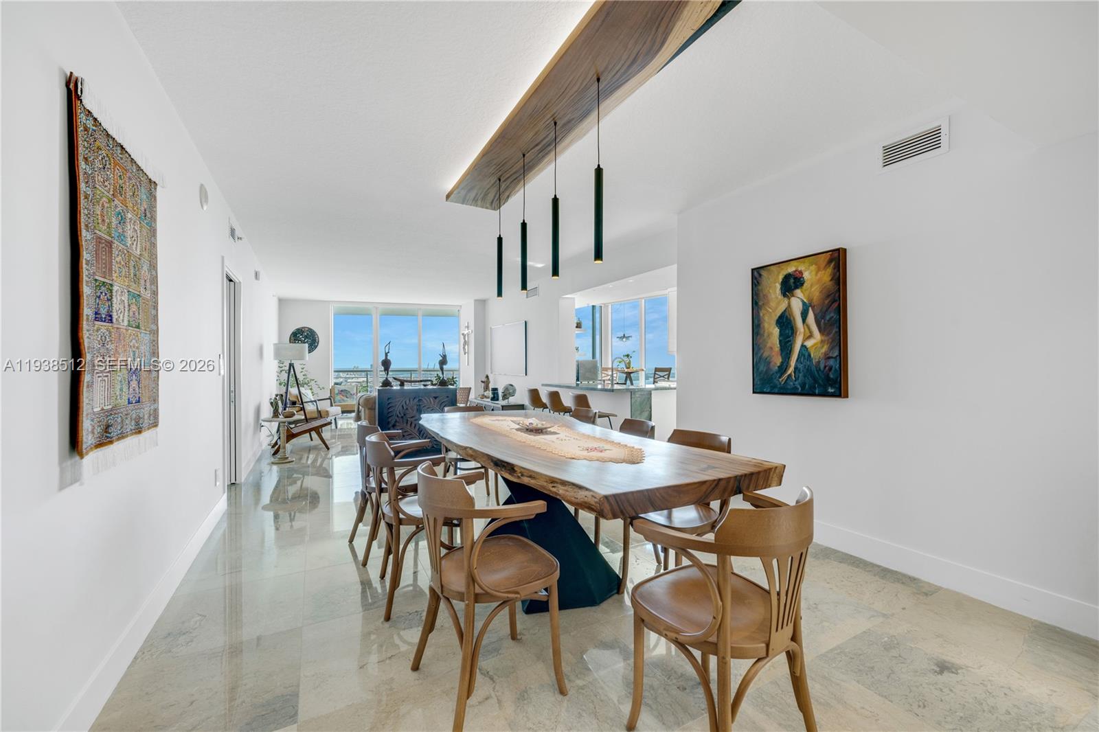 335 S Biscayne Blvd #3909, Miami FL 33131