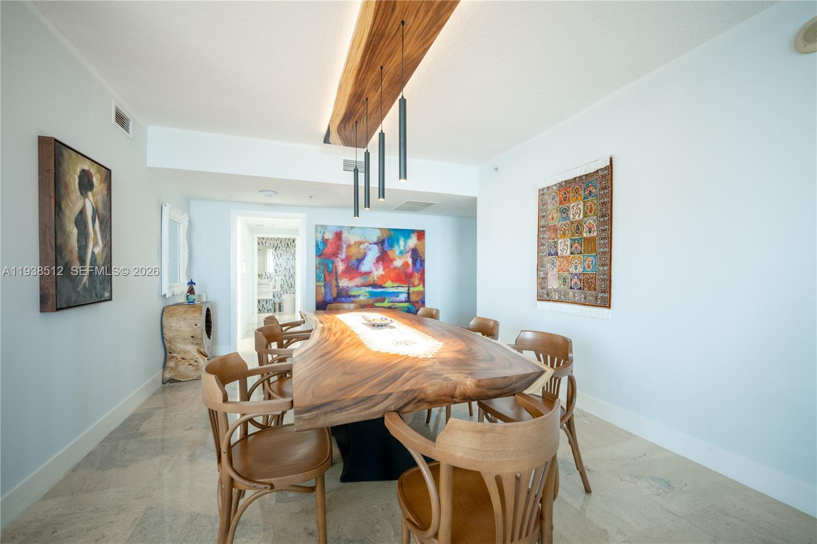 335 S Biscayne Blvd #3909, Miami FL 33131