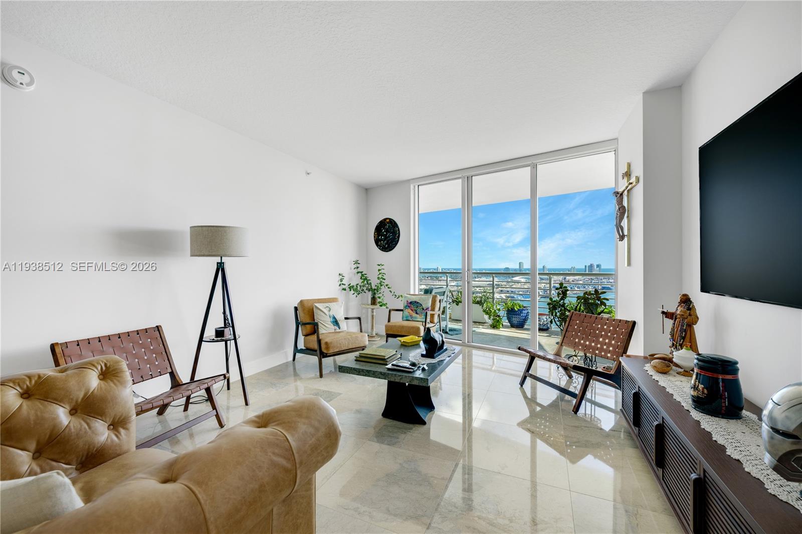 335 S Biscayne Blvd #3909, Miami FL 33131