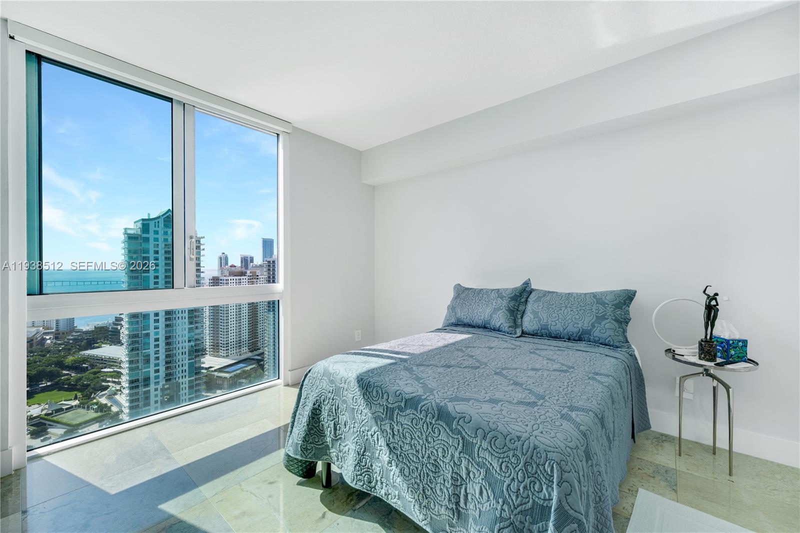 335 S Biscayne Blvd #3909, Miami FL 33131