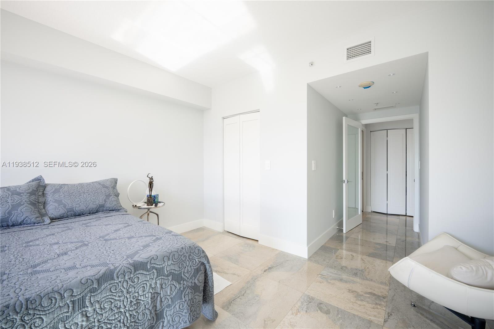335 S Biscayne Blvd #3909, Miami FL 33131