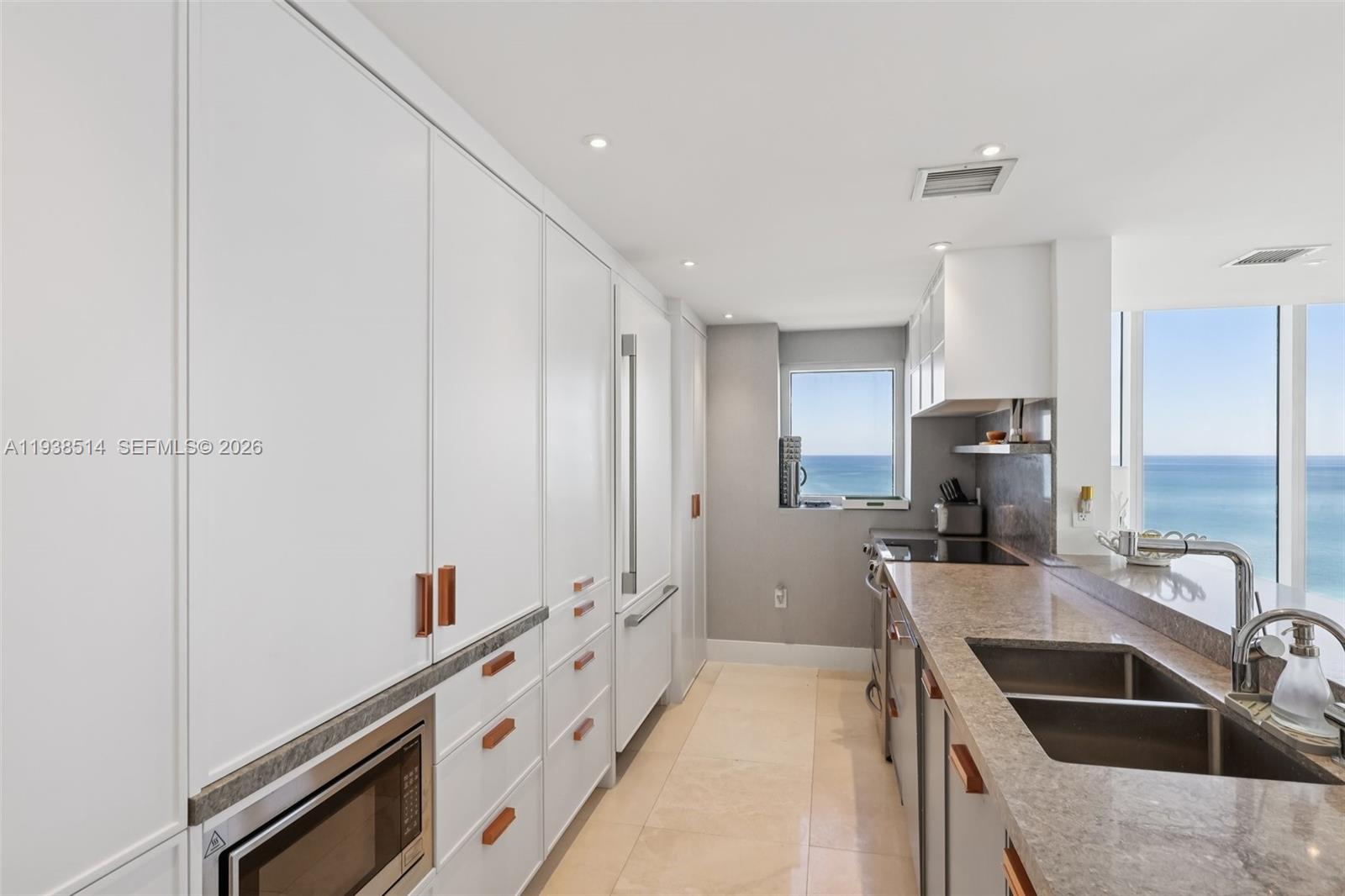10275 Collins Ave #1110, Bal Harbour FL 33154