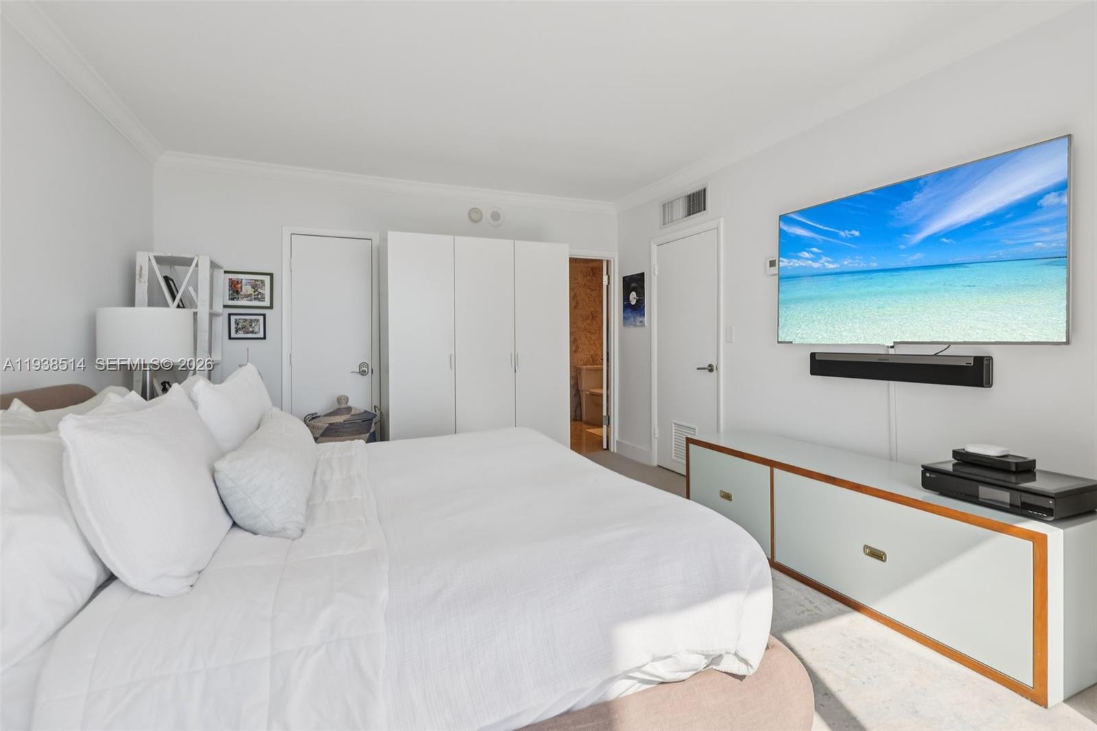 10275 Collins Ave #1110, Bal Harbour FL 33154