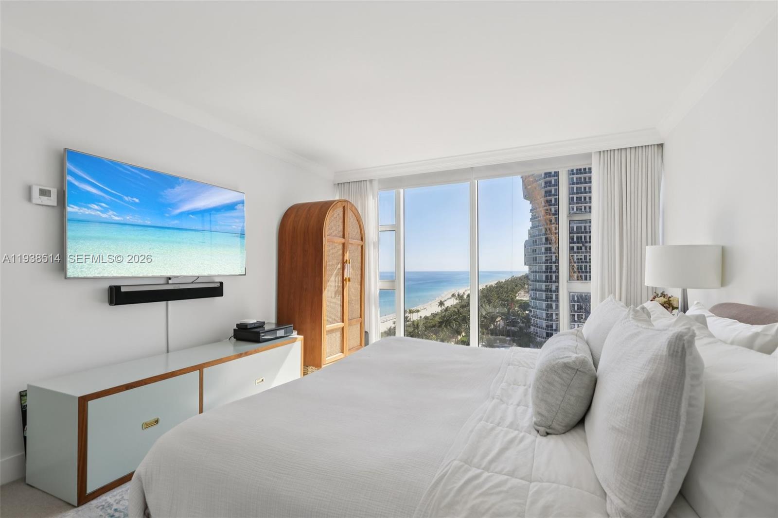 10275 Collins Ave #1110, Bal Harbour FL 33154
