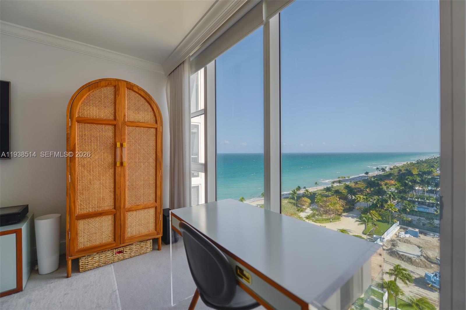 10275 Collins Ave #1110, Bal Harbour FL 33154