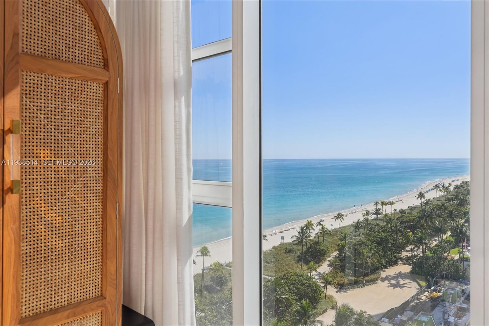 10275 Collins Ave #1110, Bal Harbour FL 33154