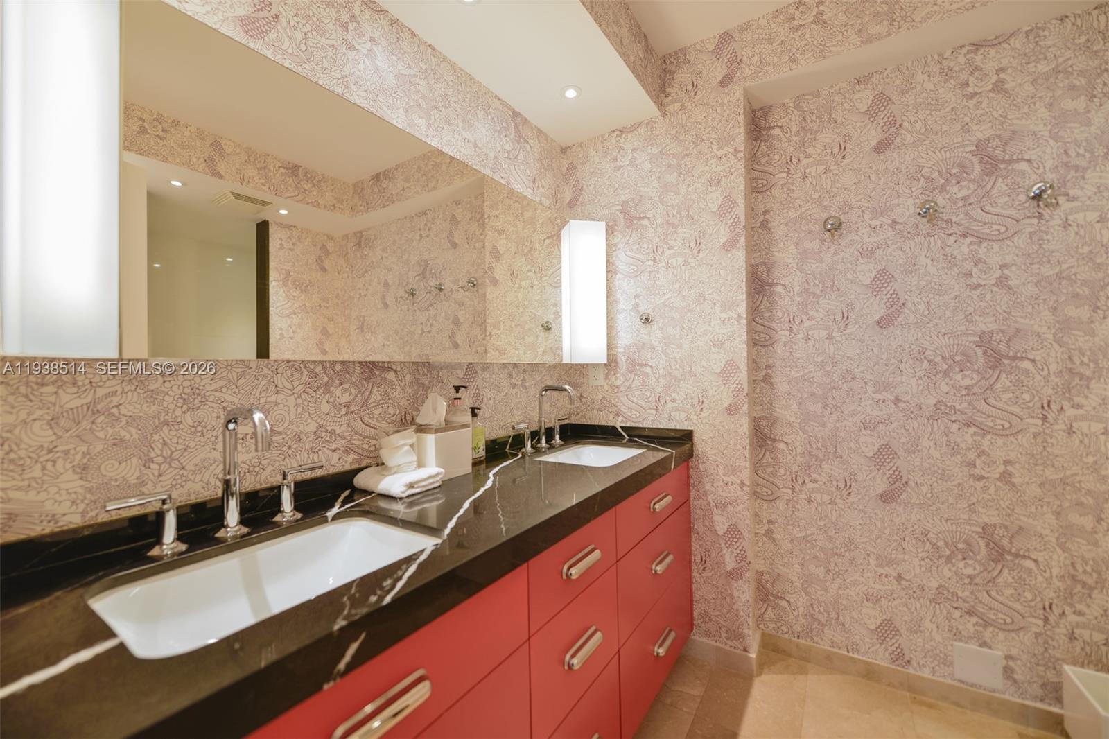 10275 Collins Ave #1110, Bal Harbour FL 33154
