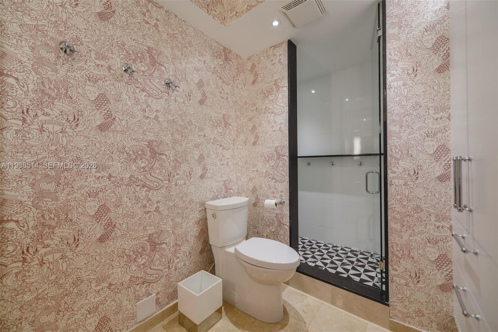 10275 Collins Ave #1110, Bal Harbour FL 33154