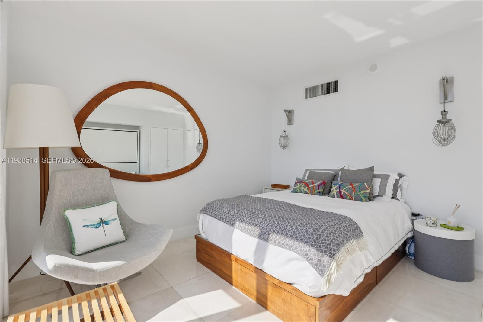10275 Collins Ave #1110, Bal Harbour FL 33154