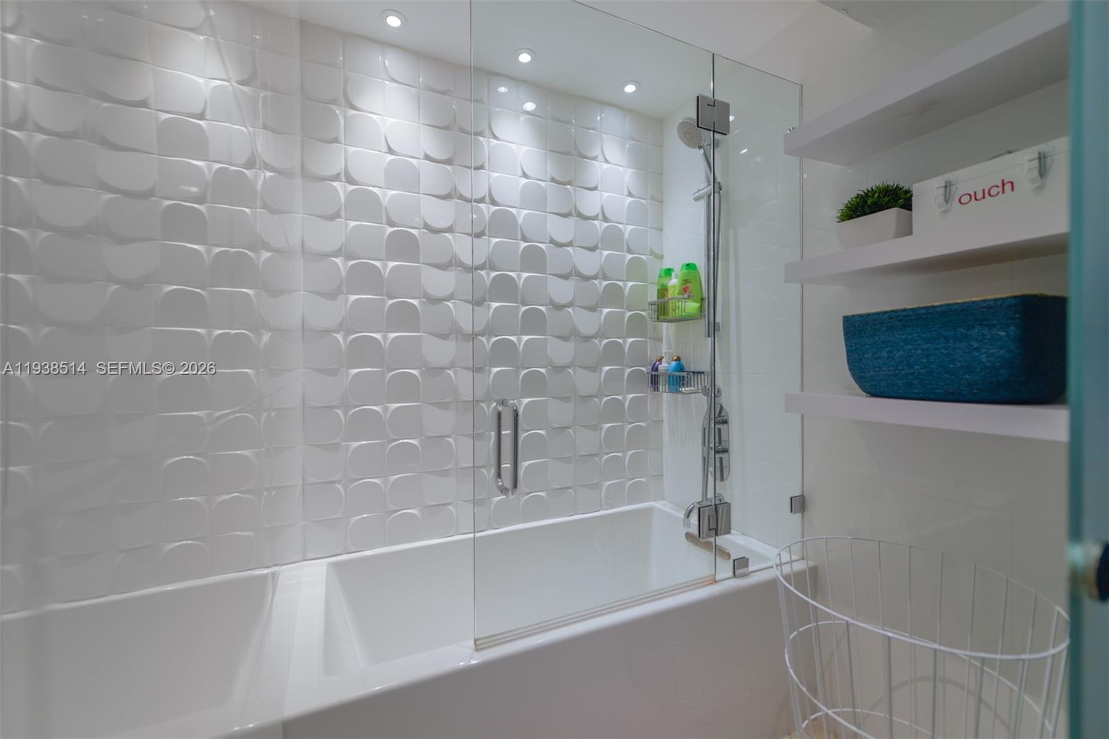 10275 Collins Ave #1110, Bal Harbour FL 33154