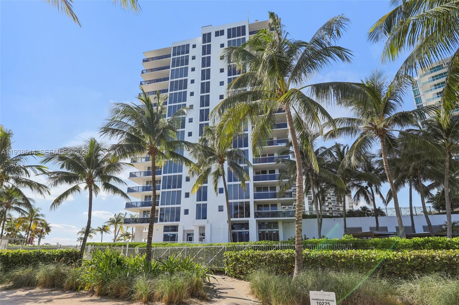 10275 Collins Ave #1110, Bal Harbour FL 33154