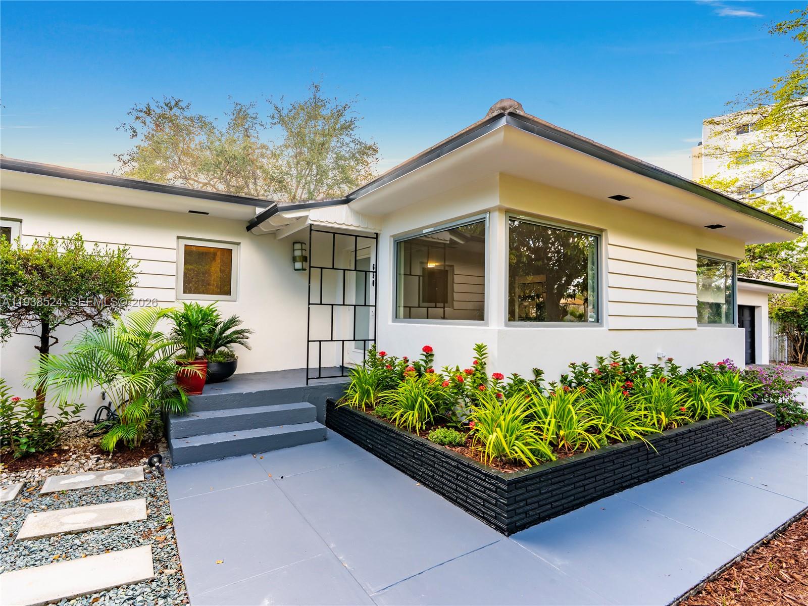 650 NE 60th St, Miami FL 33137
