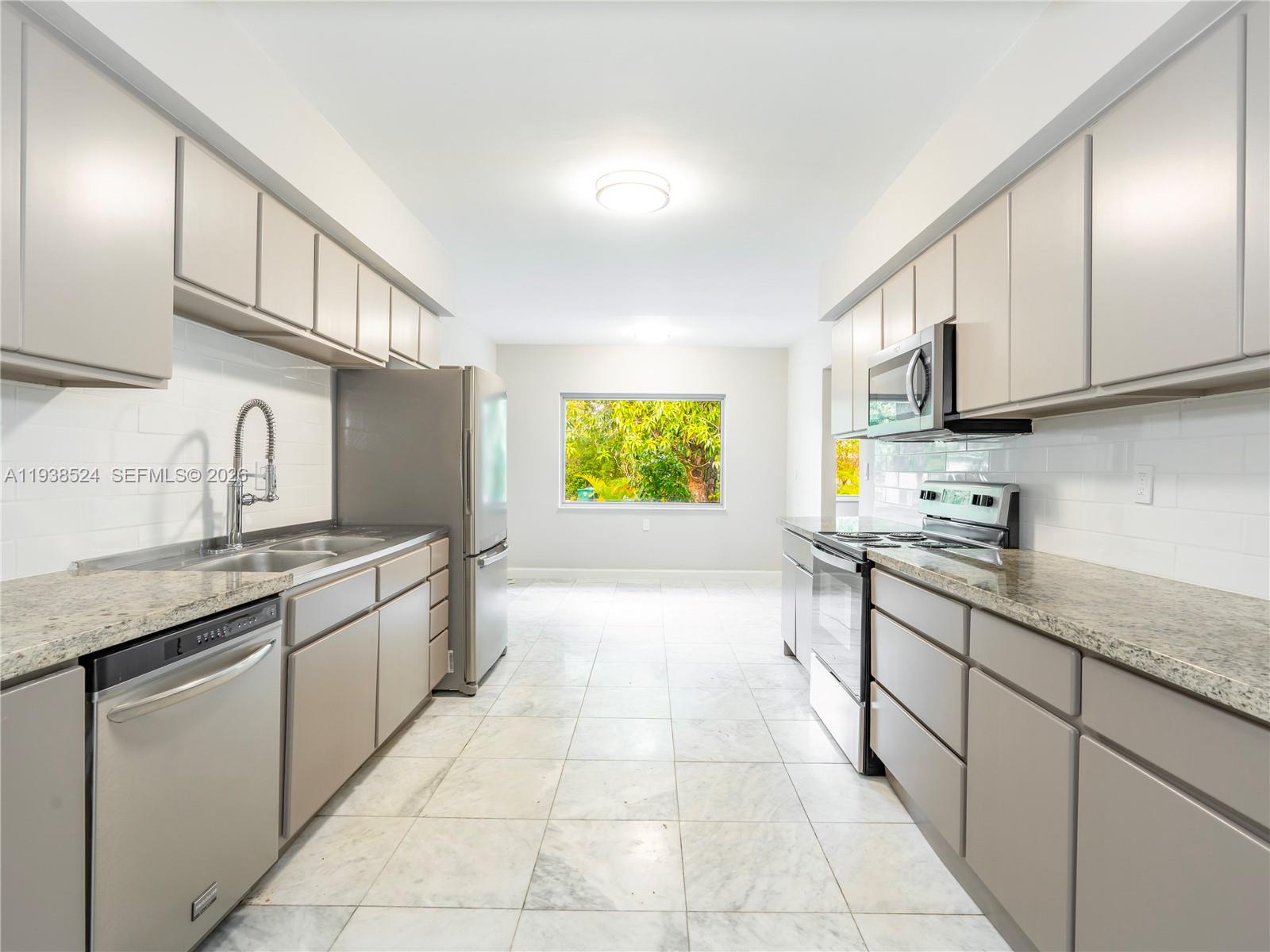 650 NE 60th St, Miami FL 33137