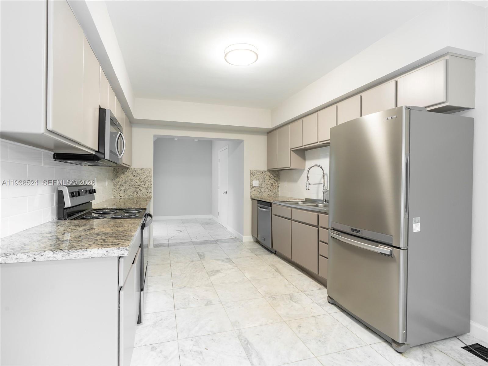 650 NE 60th St, Miami FL 33137