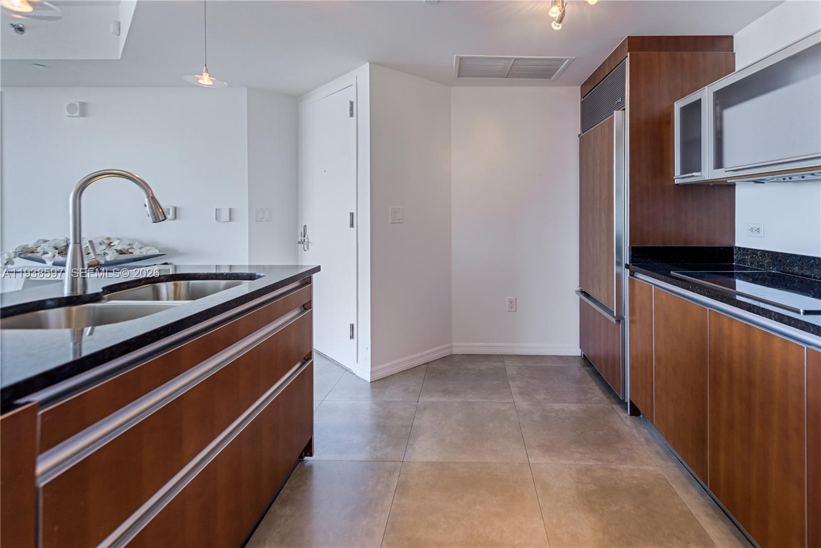 17201 Collins Ave #2006, Sunny Isles Beach FL 33160