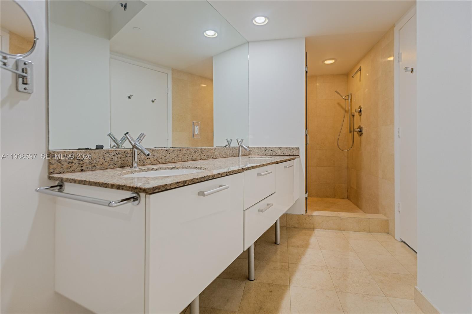 17201 Collins Ave #2006, Sunny Isles Beach FL 33160