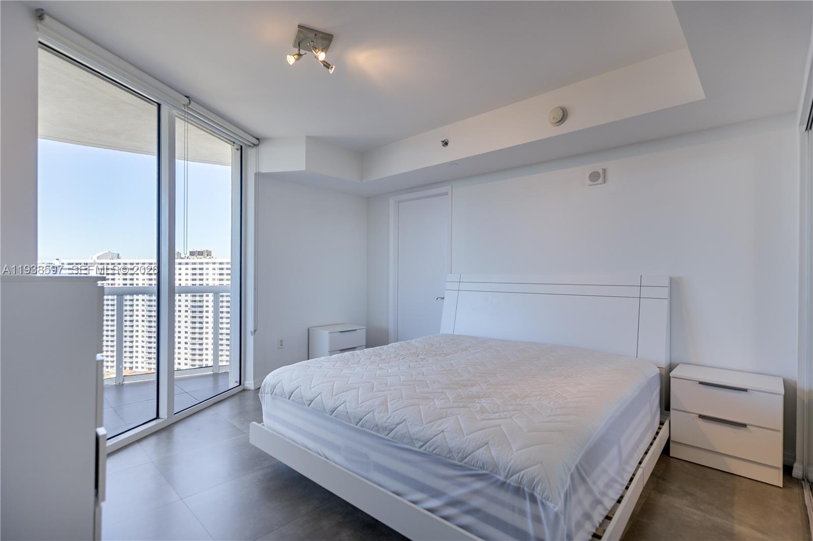 17201 Collins Ave #2006, Sunny Isles Beach FL 33160