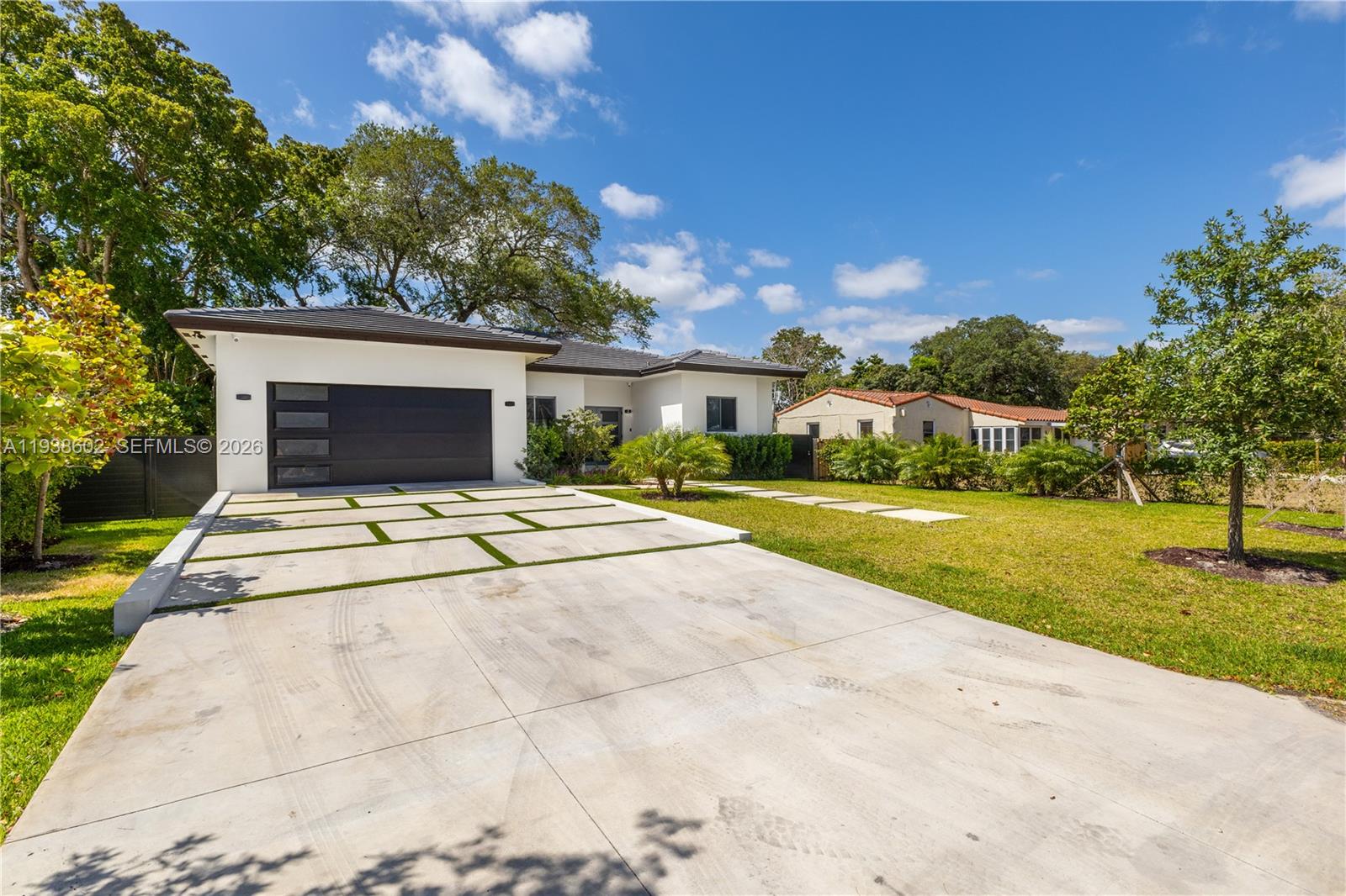 1030 NE 121st St, Biscayne Park FL 33161
