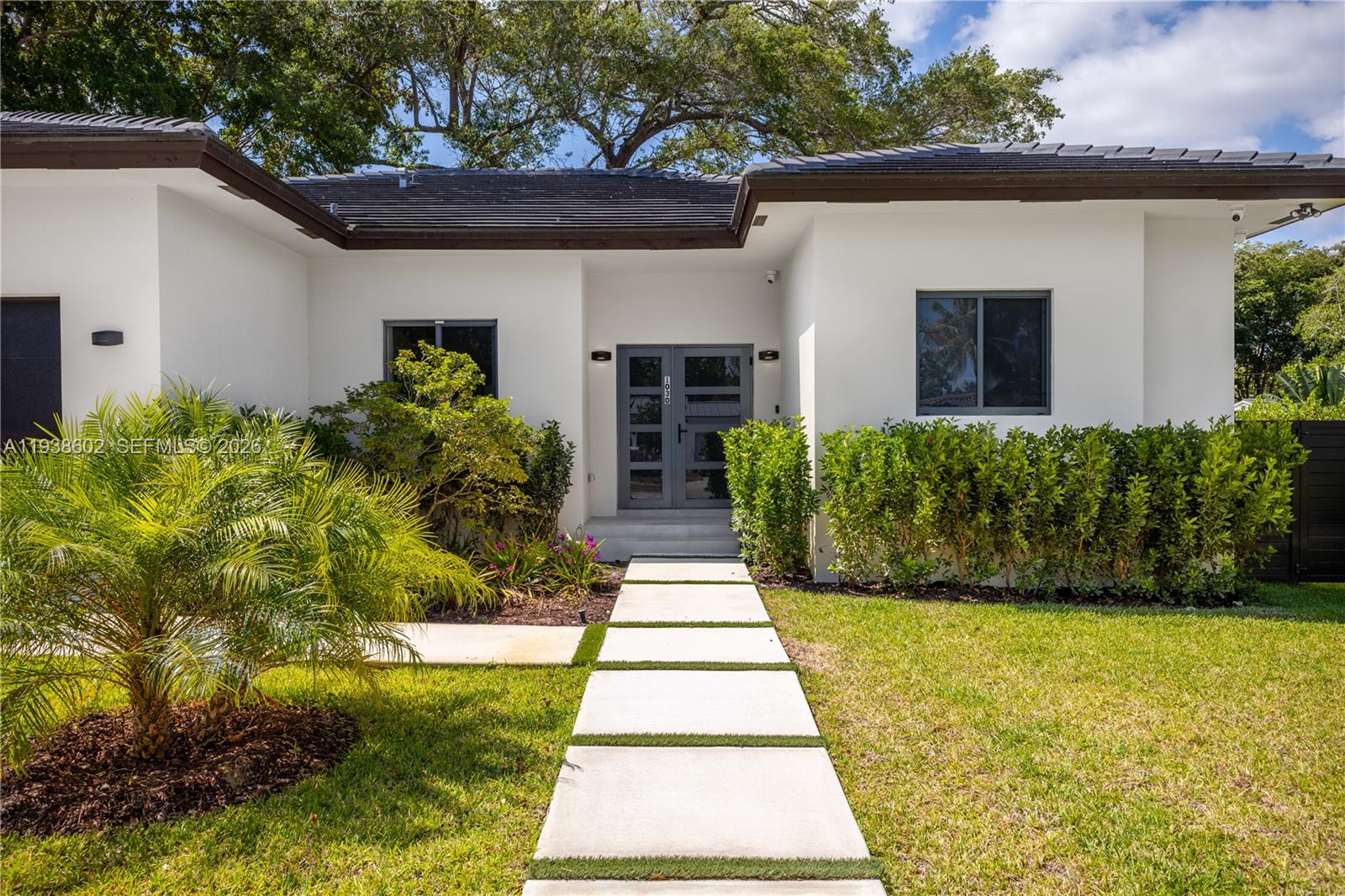1030 NE 121st St, Biscayne Park FL 33161