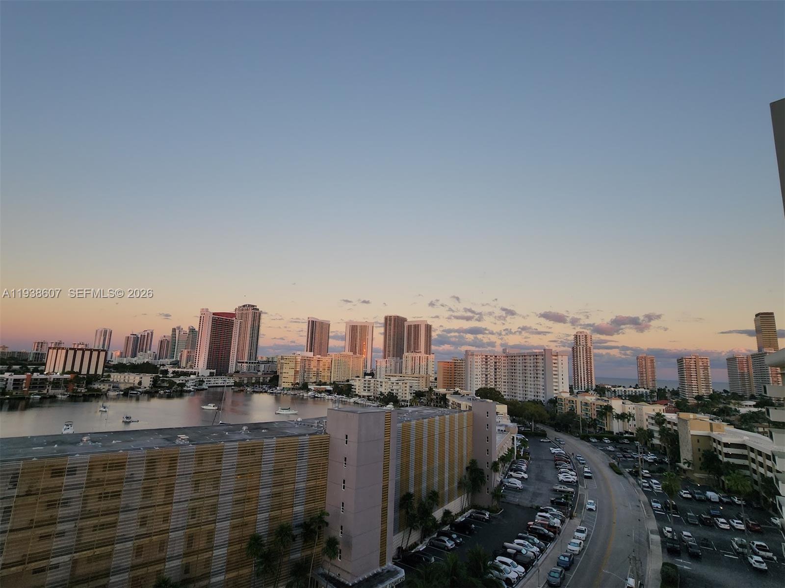 401 Golden Isles Dr #1114, Hallandale Beach FL 33009