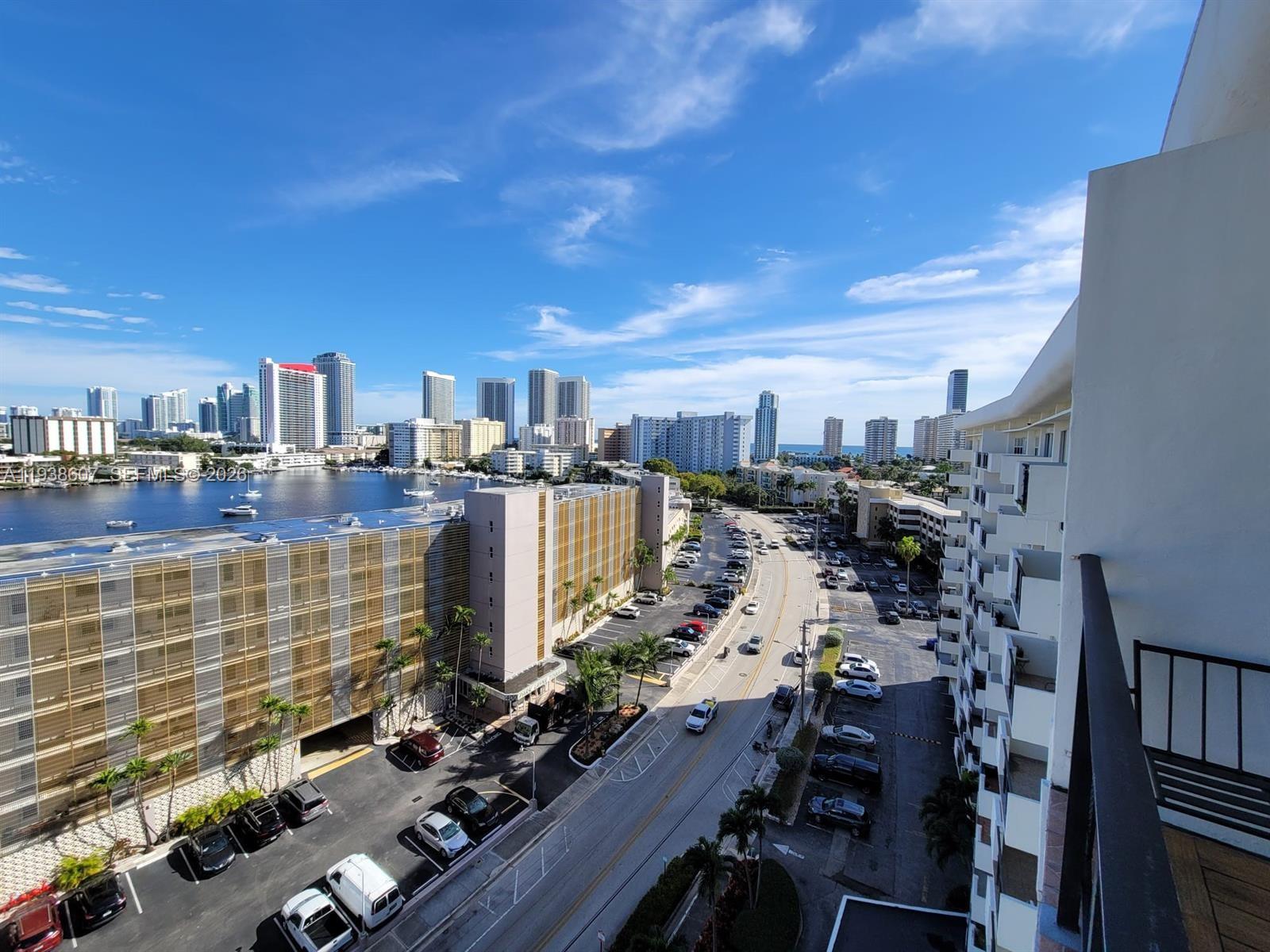 401 Golden Isles Dr #1114, Hallandale Beach FL 33009