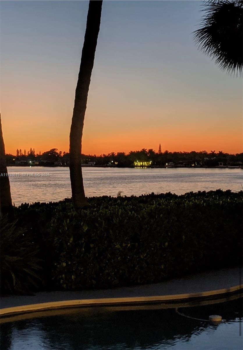 6620 Allison Rd, Miami Beach FL 33141