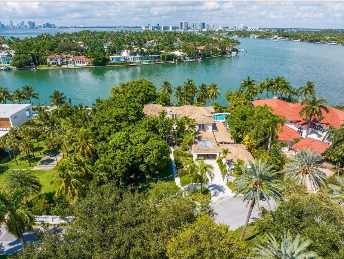 6620 Allison Rd, Miami Beach FL 33141