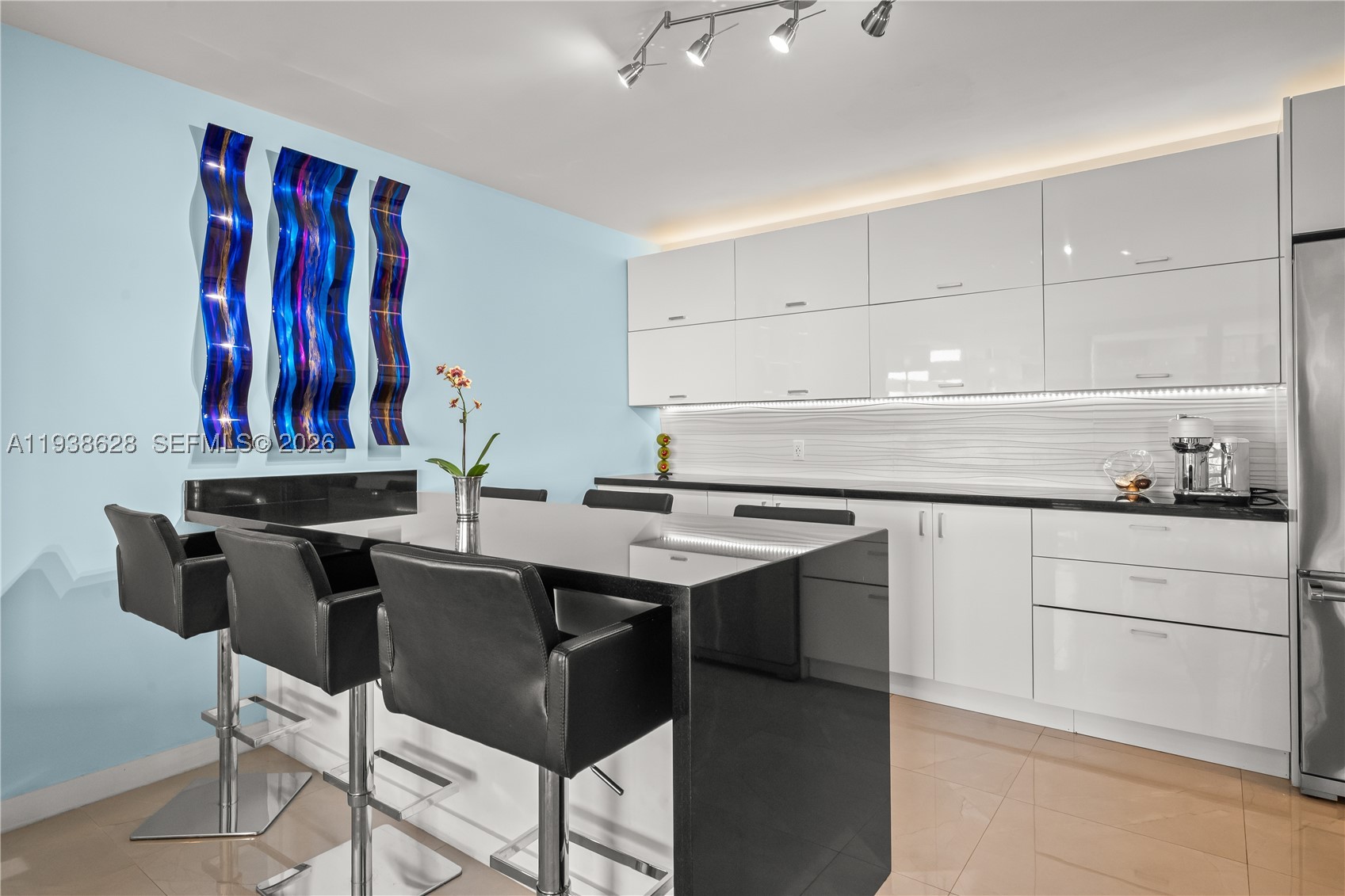 2843 S Bayshore Dr #6B, Miami FL 33133
