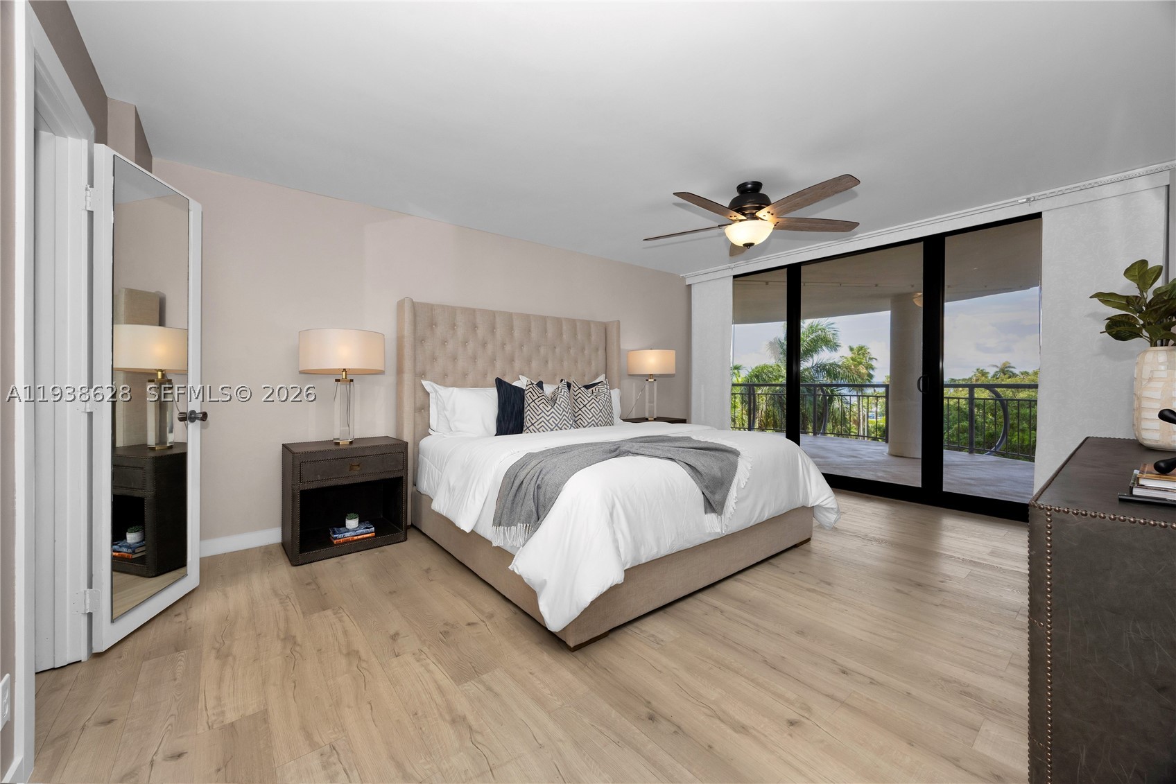 2843 S Bayshore Dr #6B, Miami FL 33133