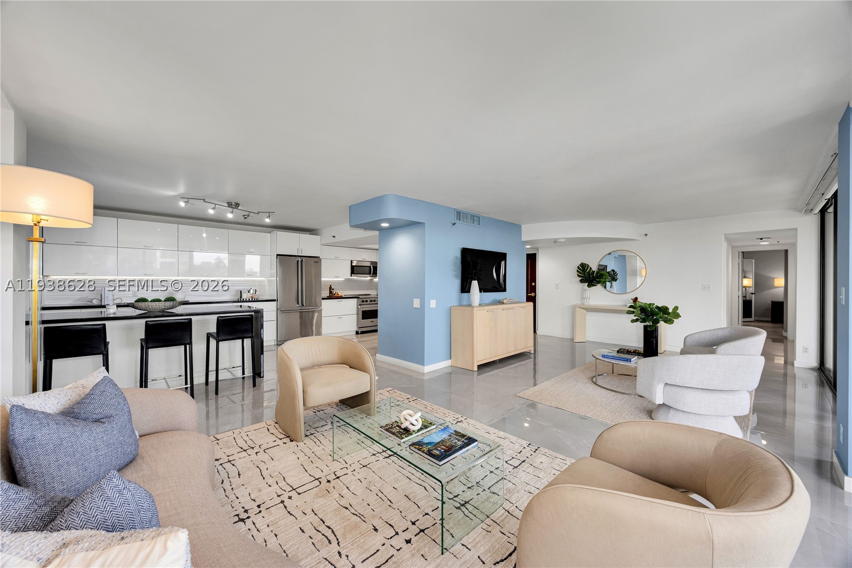 2843 S Bayshore Dr #6B, Miami FL 33133