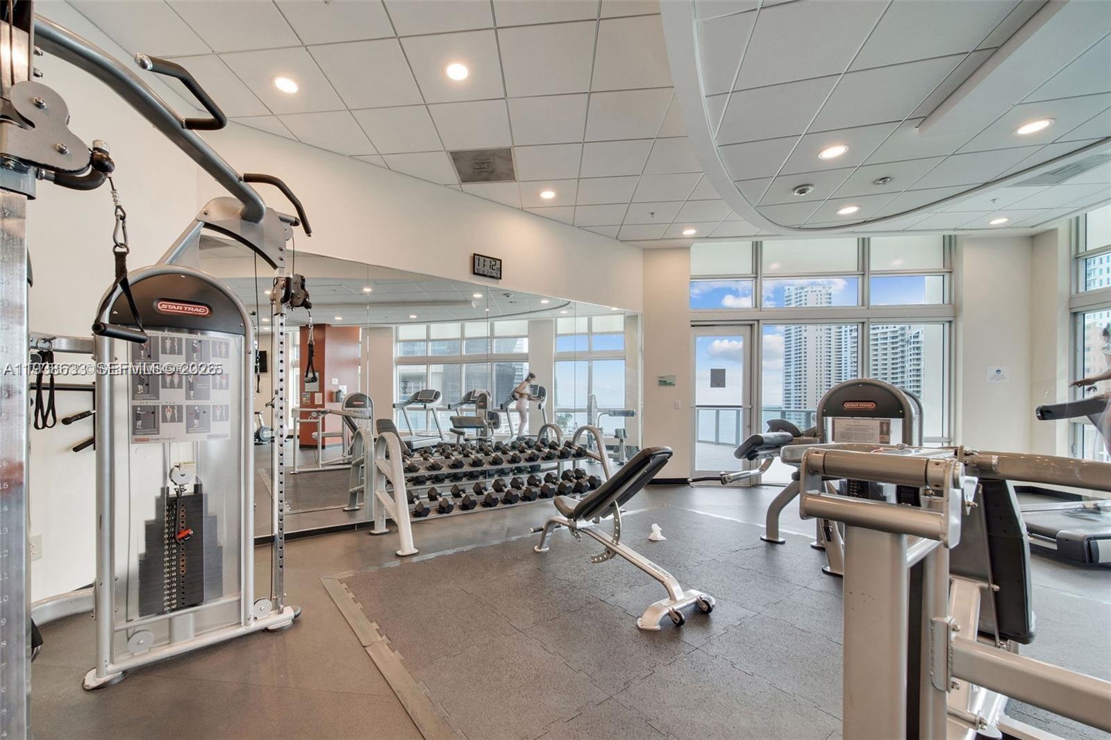 300 S Biscayne Blvd #T-2616, Miami FL 33131