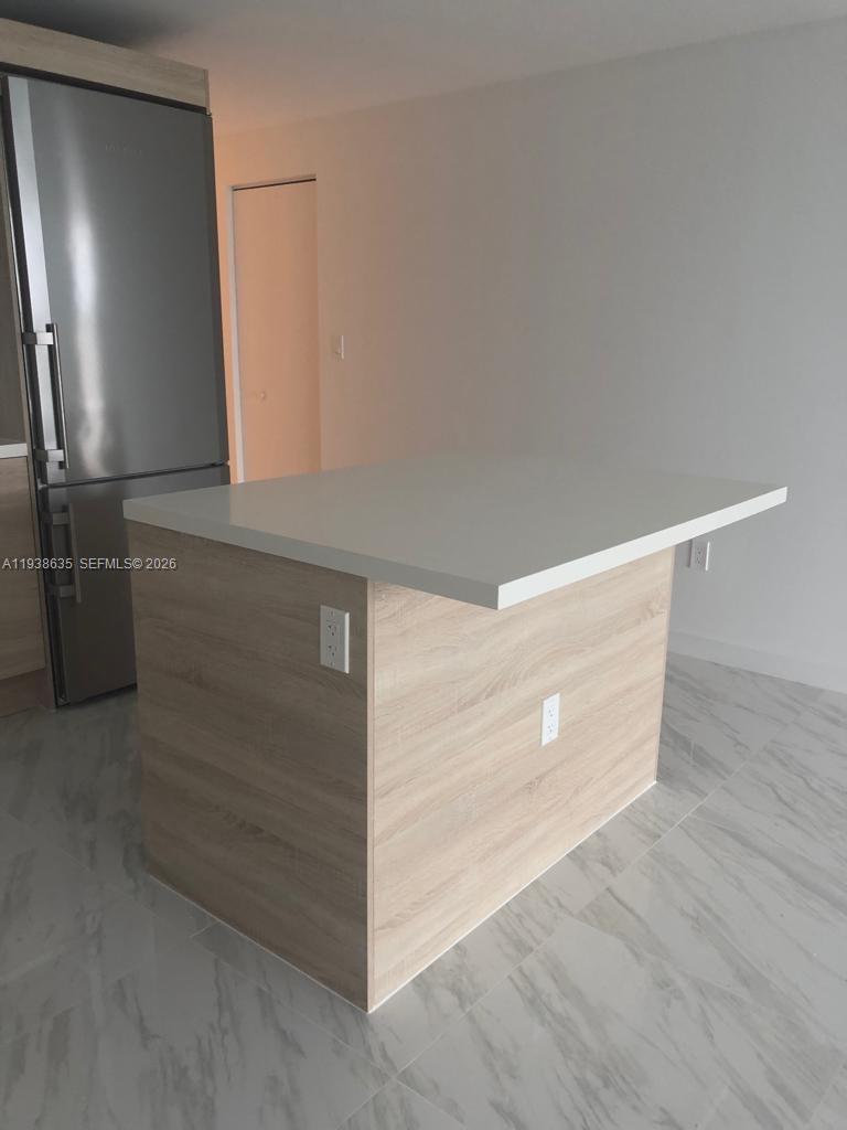 16385 Biscayne Blvd #502, North Miami Beach FL 33160