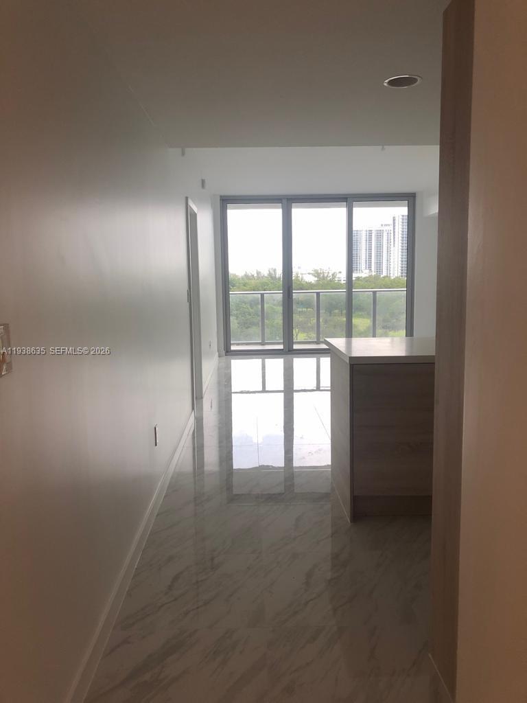 16385 Biscayne Blvd #502, North Miami Beach FL 33160