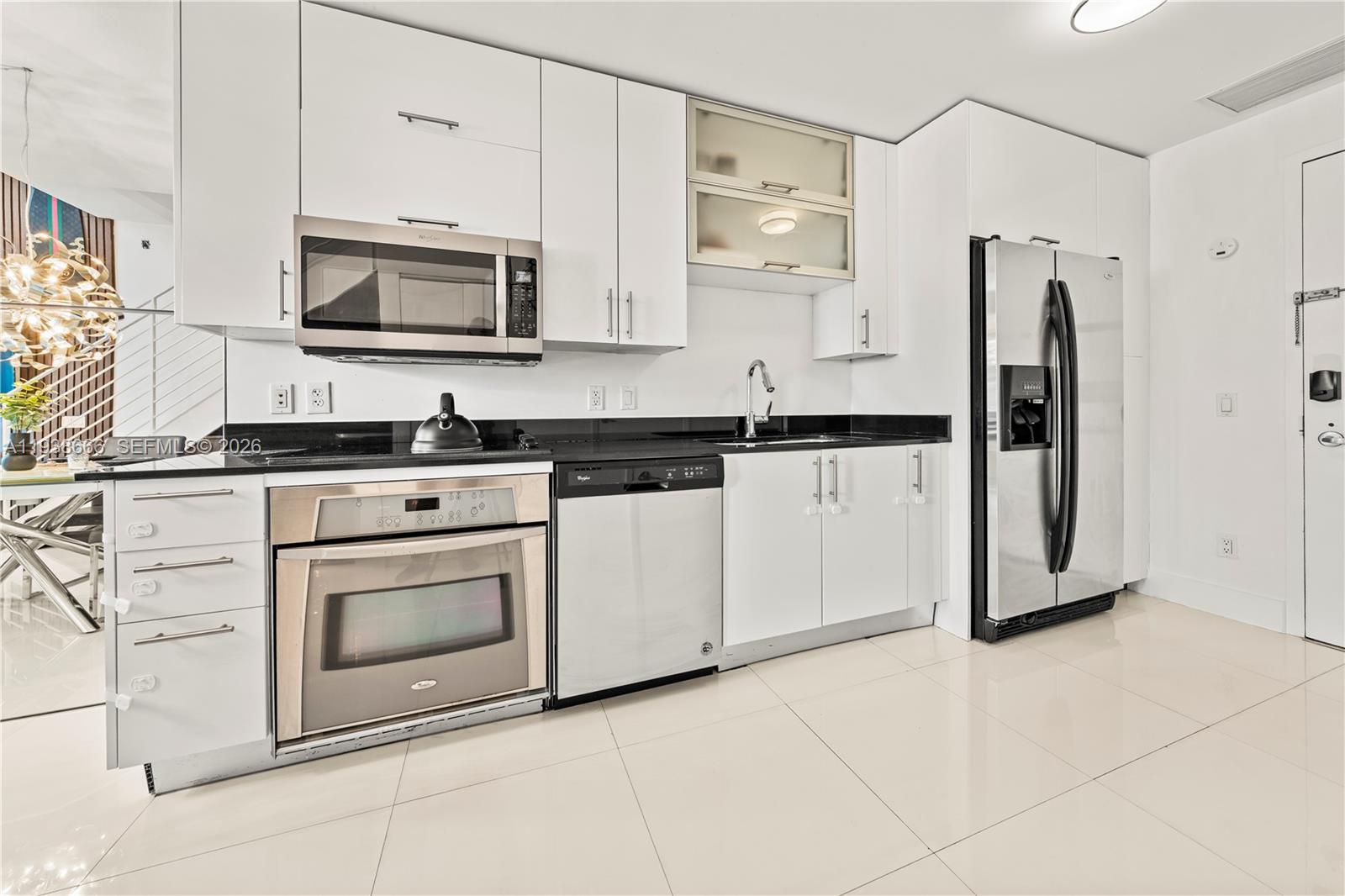 60 SW 13th St #2422, Miami FL 33130