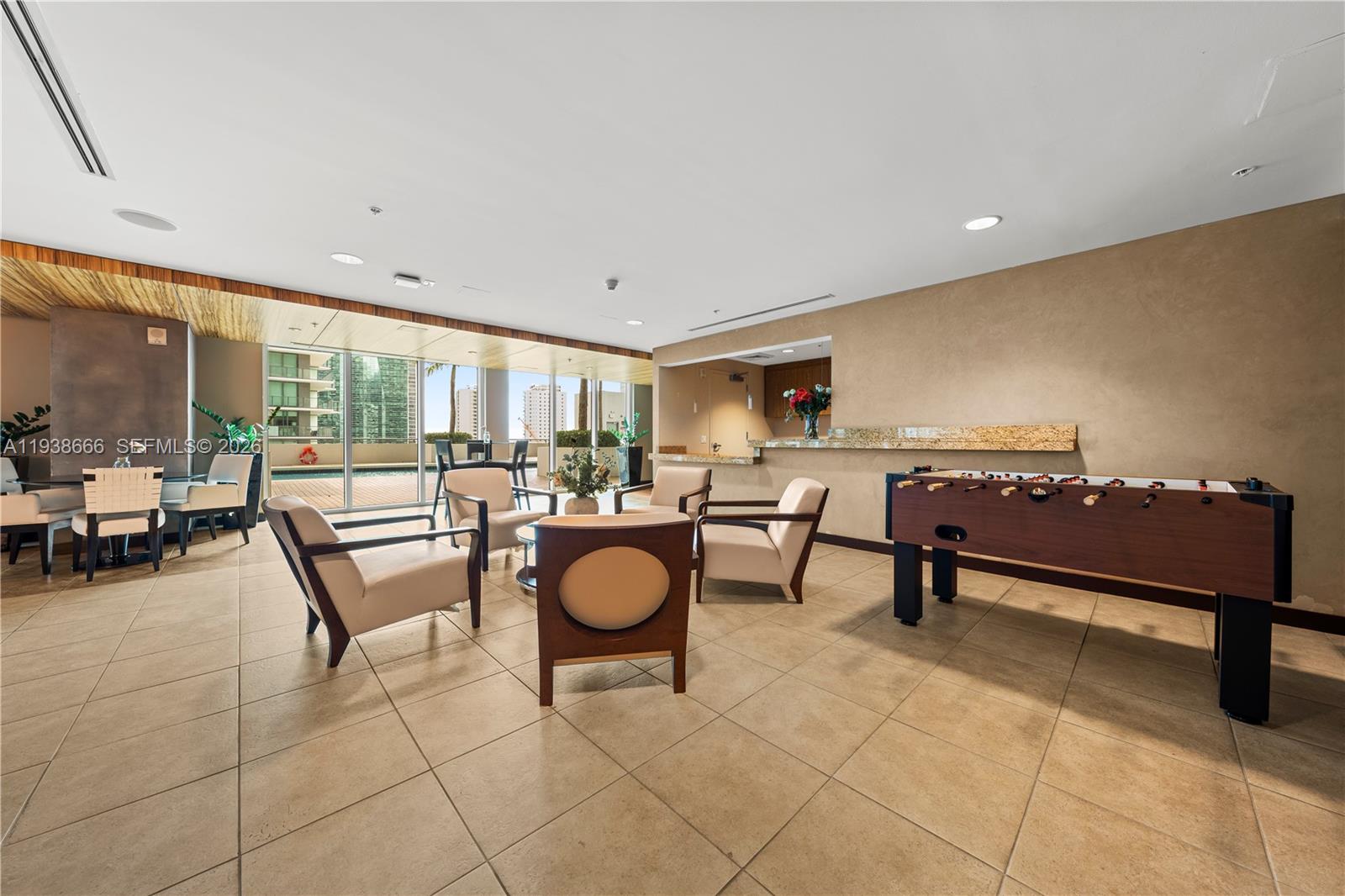 60 SW 13th St #2422, Miami FL 33130