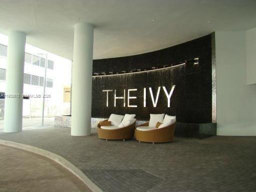 90 SW 3rd St #2402, Miami FL 33130
