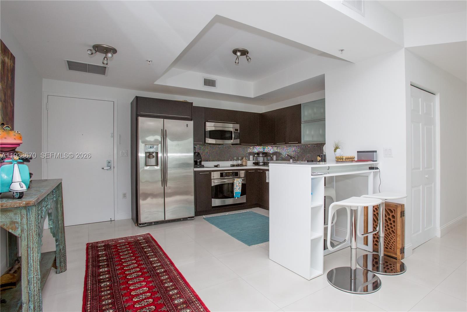 90 SW 3rd St #2402, Miami FL 33130