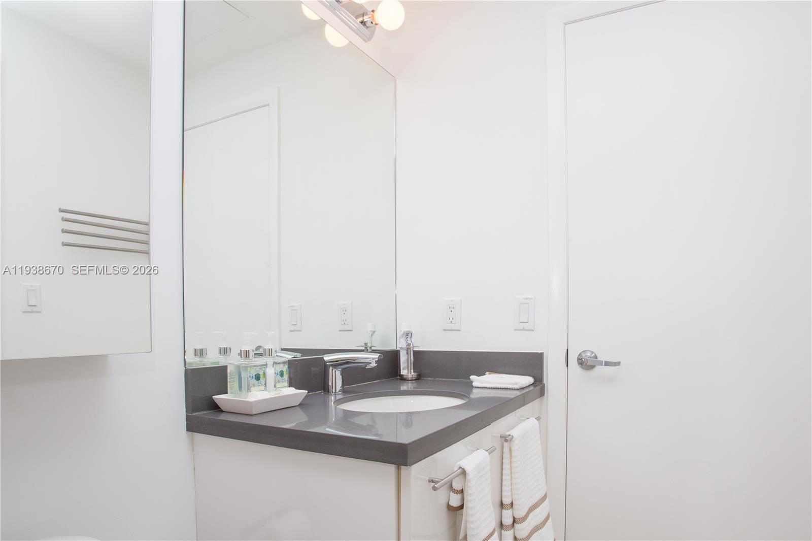 90 SW 3rd St #2402, Miami FL 33130