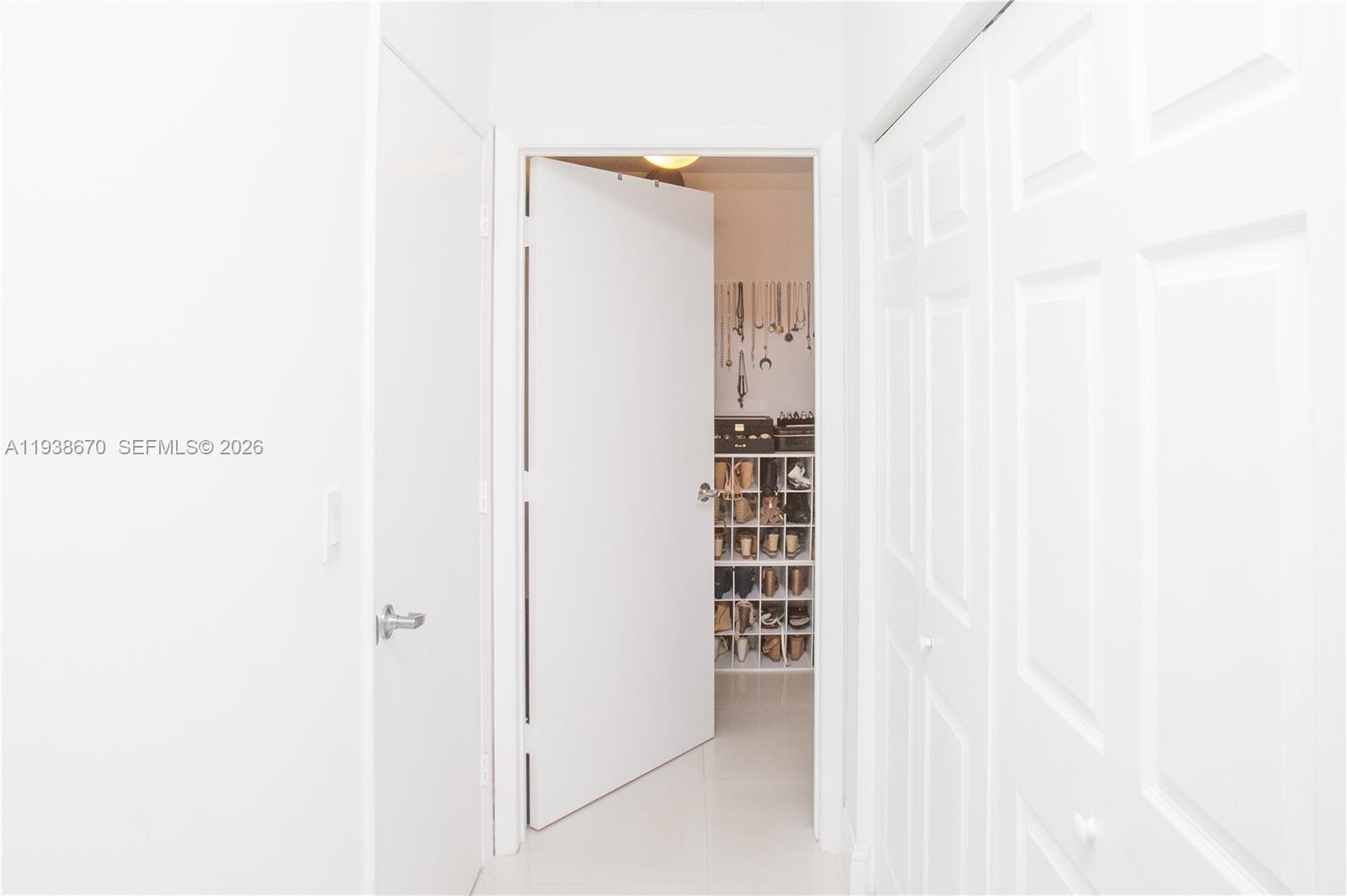 90 SW 3rd St #2402, Miami FL 33130
