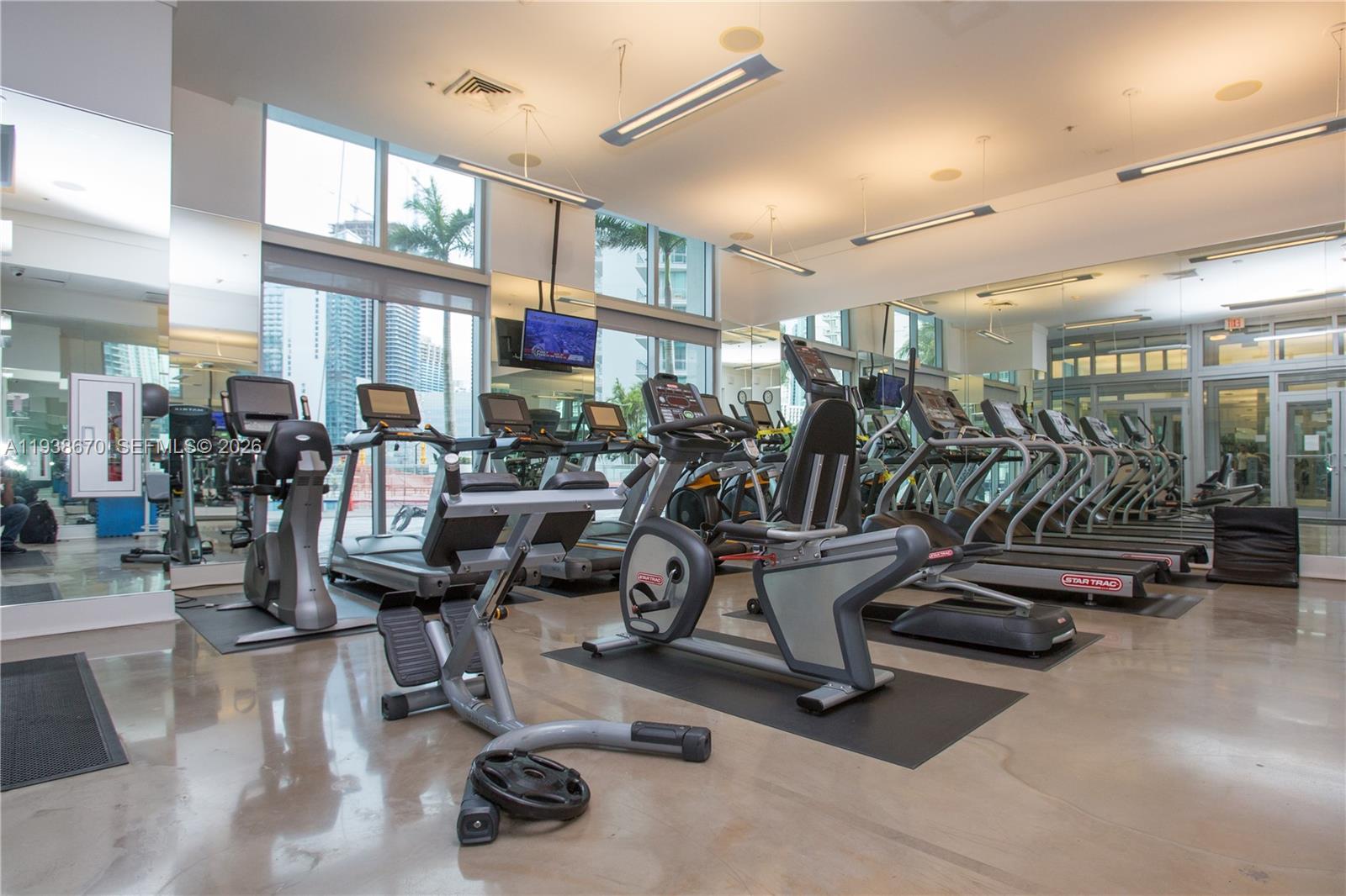 90 SW 3rd St #2402, Miami FL 33130