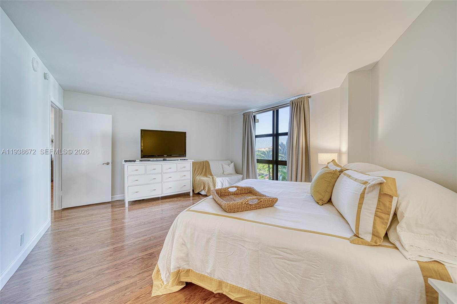 1111 Crandon Blvd #C404, Key Biscayne FL 33149