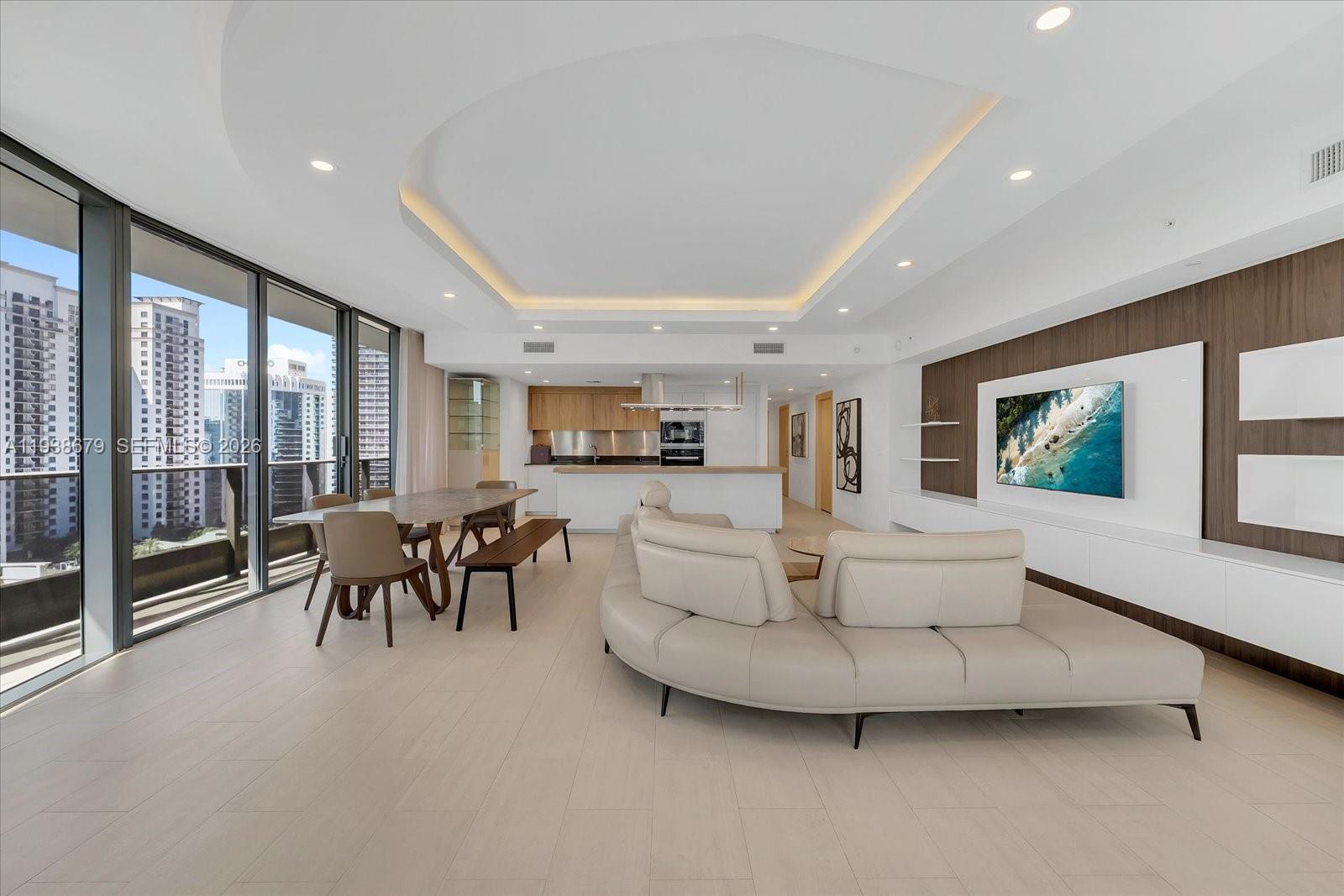 1000 Brickell Plz #2202, Miami FL 33131