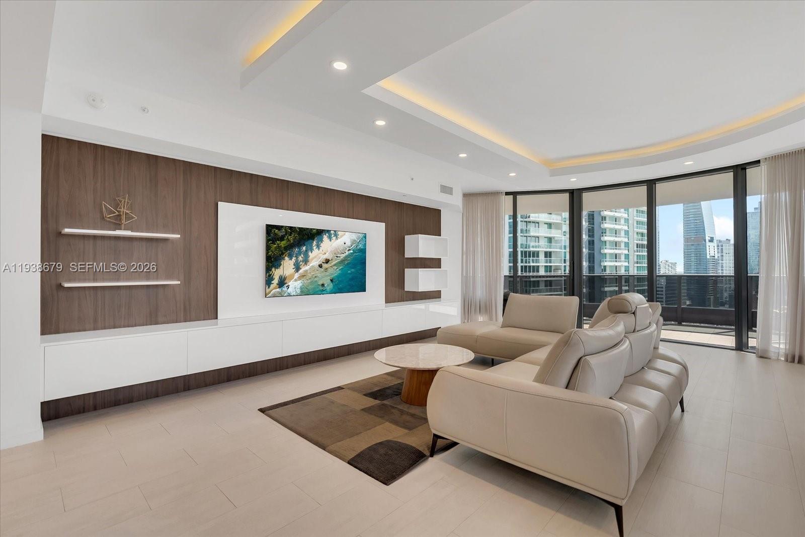 1000 Brickell Plz #2202, Miami FL 33131