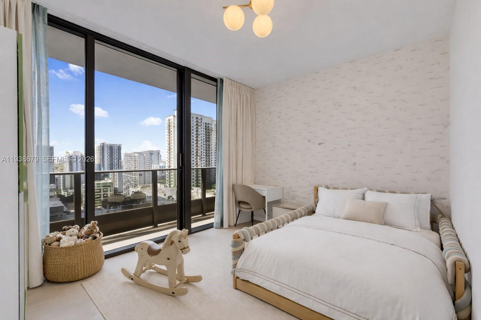 1000 Brickell Plz #2202, Miami FL 33131