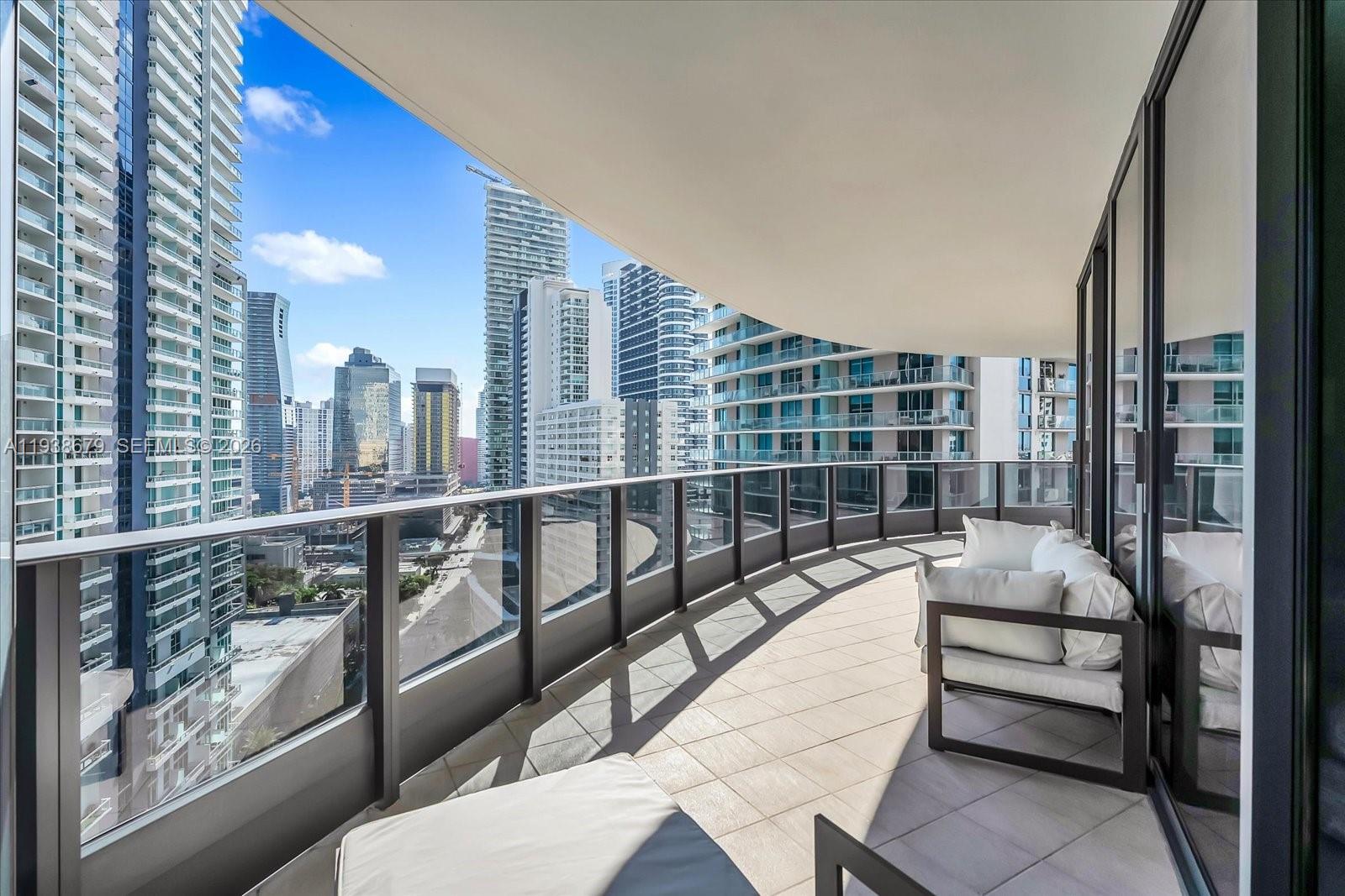 1000 Brickell Plz #2202, Miami FL 33131