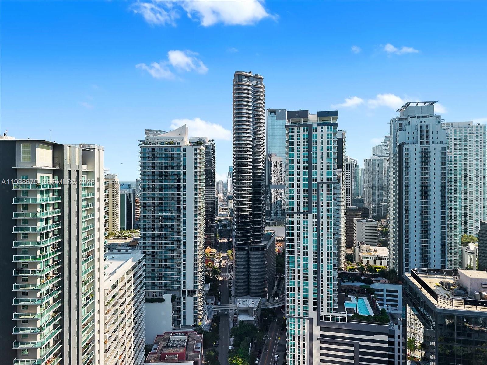 1000 Brickell Plz #2202, Miami FL 33131