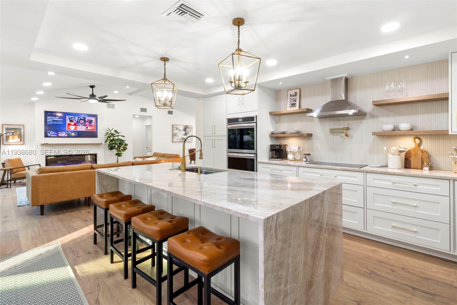 3540 NE 28th Ave, Lighthouse Point FL 33064