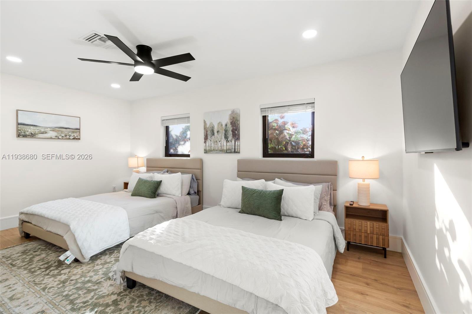 3540 NE 28th Ave, Lighthouse Point FL 33064